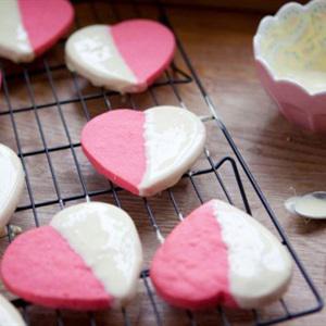 Cách làm bánh quy vani hình trái tim