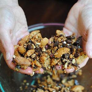 Cách làm bánh quy với dâu tây