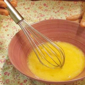 Cách làm bánh rán doraemon nhân mặn