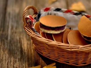 Bánh rán Doremon nhân khoai tím