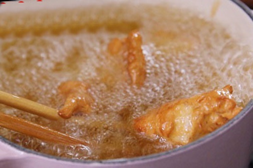 Bánh rán Doremon nhân trứng sữa cho bé yêu ăn ngon mỗi ngày