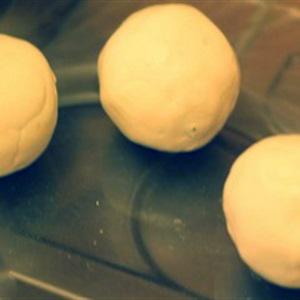 Cách làm bánh rán mặn thơm giòn