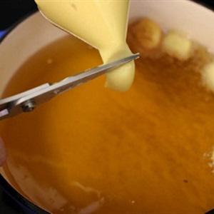 Cách làm bánh rán mini kiểu Ý