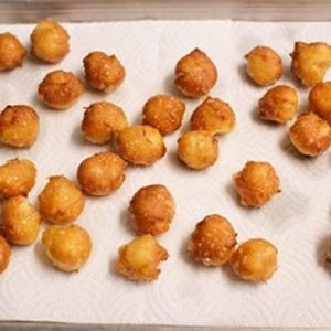 Cách làm bánh rán mini kiểu Ý