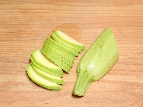 Bánh rán nhân hẹ ngon miệng, độc đáo mà rất đơn giản