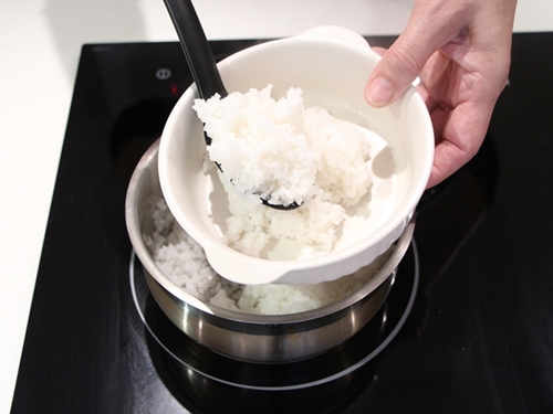 Bánh rán nhân hẹ ngon miệng, độc đáo mà rất đơn giản