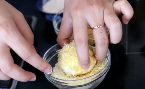 Bánh rán nhân socola chiên giòn thơm ngon ăn là nghiền