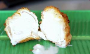 Bánh rán nhân socola chiên giòn thơm ngon ăn là nghiền