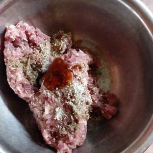 Cách làm bánh rán nhân thịt