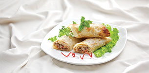 Bánh Rôti cuốn thịt bò