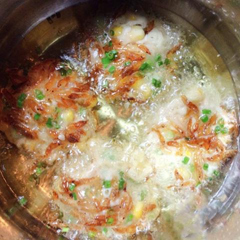 Cách làm bánh ruốc chiên giòn