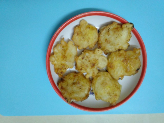 Bánh sầu riêng chiên giòn