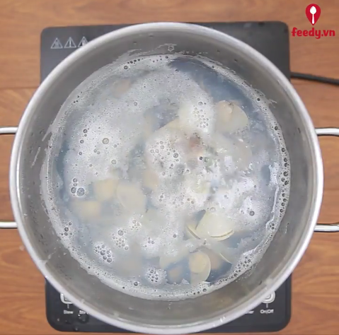 Bánh sầu riêng ngàn lớp thơm ngậy ăn là nghiền