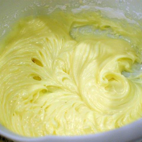 Cách làm bánh sinh nhật hình hoa