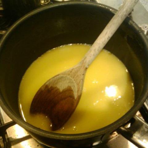 Cách làm bánh su kem không cần lò nướng