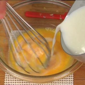 Cách làm bánh su kem nhân chocolate