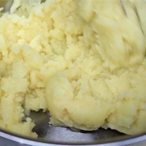 Cách làm bánh su mặn phô mai