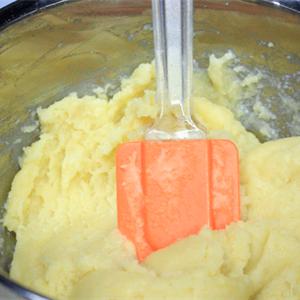 Cách làm bánh su mặn phô mai