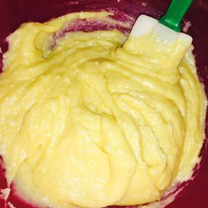 Cách làm bánh su nhân trứng sữa