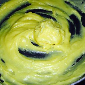 Cách làm bánh su nhân trứng sữa