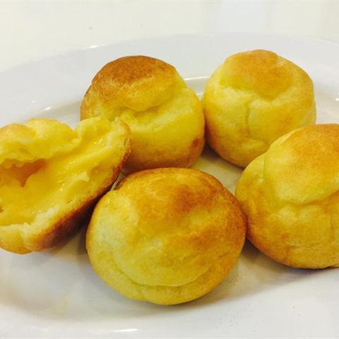 Cách làm bánh su nhân trứng sữa