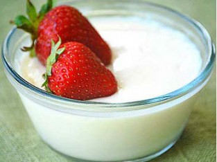 Bánh sữa chua hoa quả