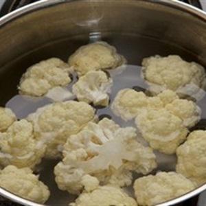 Cách làm bánh súp lơ chiên