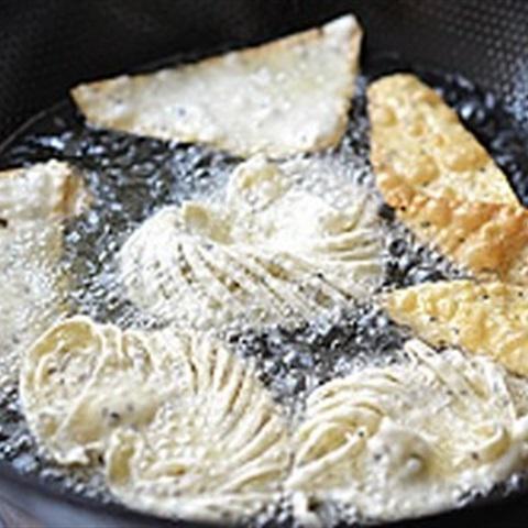 Cách làm bánh tẩm mè chiên