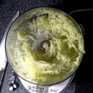 Cách làm bánh táo chiên giòn