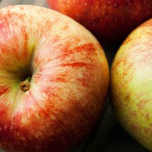 Cách làm bánh táo chiên