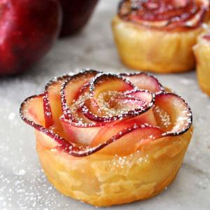 Cách làm bánh táo hoa hồng