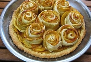 Bánh táo hoa hồng