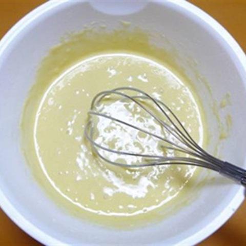 Cách làm bánh táo làm bằng nồi cơm điện