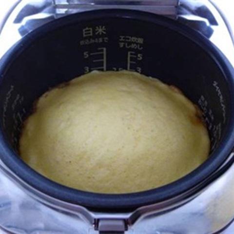 Cách làm bánh táo làm bằng nồi cơm điện