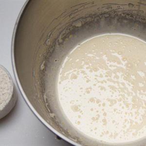 Cách làm bánh táo nướng kiểu Nga