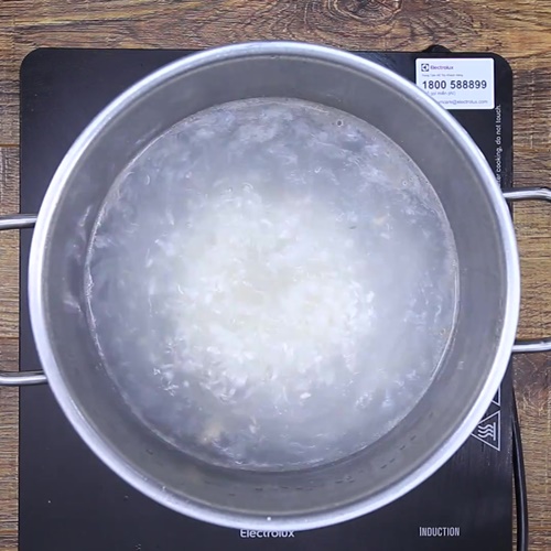 Bánh táo nướng thơm ngào ngạt, ngon khó cưỡng cho cả nhà nhâm nhi ngày cuối tuần