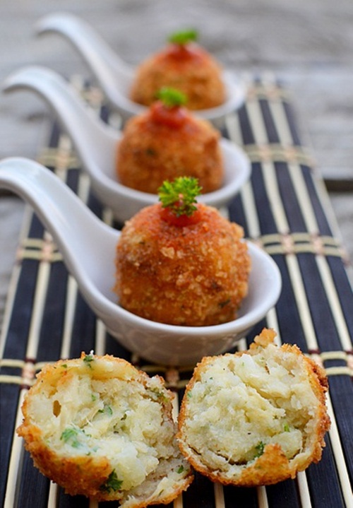 Bánh táo nướng yến mạch thơm ngất ngây