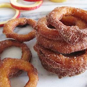 Cách làm bánh táo quế cay