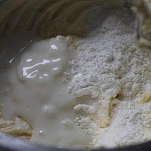 Cách làm bánh táo vị sữa chua