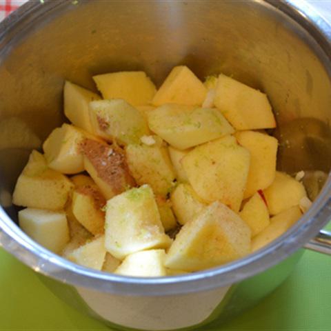 Cách làm bánh tart táo sữa chua