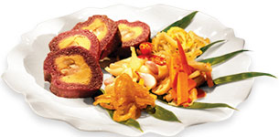 Bánh tét lá cẩm