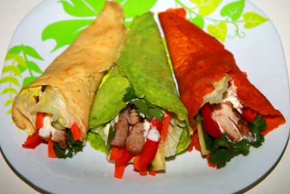 Bánh thịt nướng và rau củ