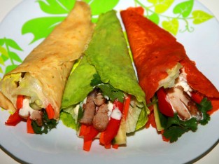 Bánh thịt nướng và rau củ