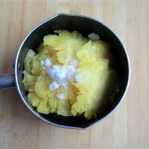 Cách làm bánh thơm cuộn mềm