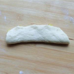 Cách làm bánh thơm cuộn mềm