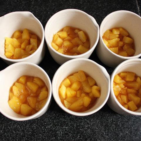 Cách làm bánh thơm úp ngược