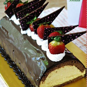 Bánh tiramisu yule log