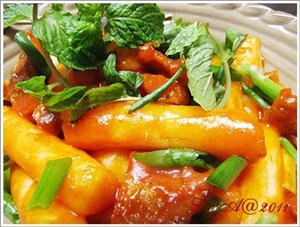 Bánh tok xào tương ớt
