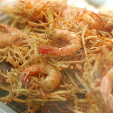 Cách làm bánh tôm chiên giòn