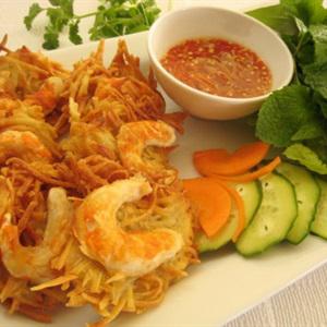 Cách làm bánh tôm chiên giòn